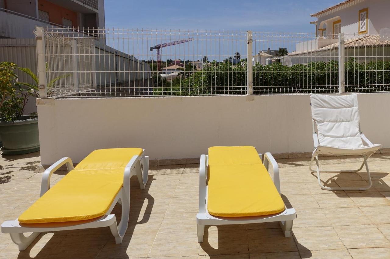 Apartamento Moura Armação de Pêra Exteriör bild